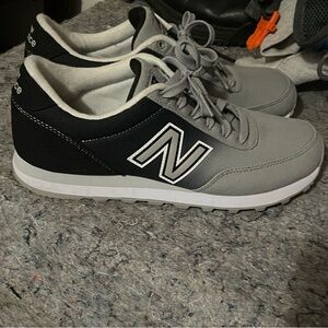 New Balance Men's Two-Tone Gray Sneakers